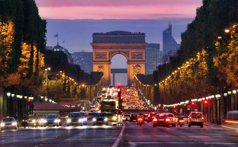 Champs-Élysées: the most emblematic avenue in Paris. Here, you’ll find luxury and fashion, great restaurants, theatres, and museums. From the Arc de Triomphe to the Place de la Concorde, you can find it all.