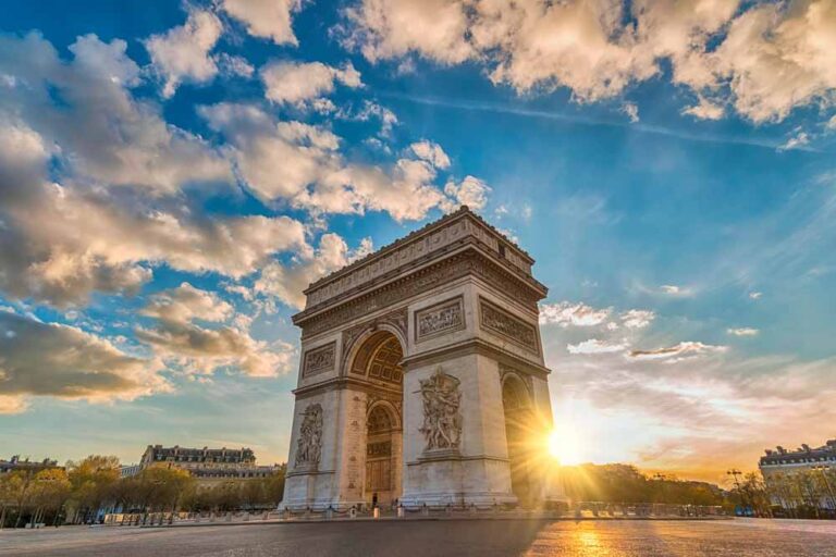 Arc de Triomphe: built between 1806 and 1836, the arch celebrates the victories of Napoleon’s Grand Armada. Located in the center of the largest roundabout in Paris, the Place Charles de Gaulle or Etóile (star), the Arc is the hub that connects 12 avenues of the city.
