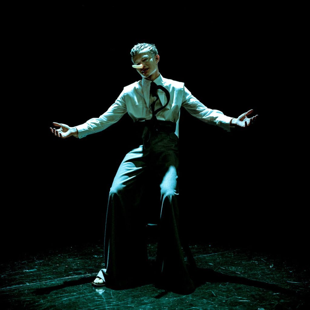 The Aesthetics of Authority: Influencer Culture and the Decline of Expertise